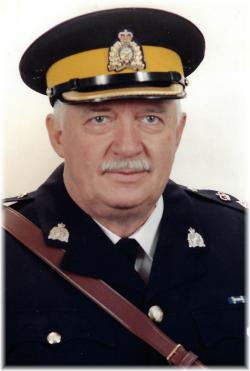 Elwyn Guilford "Gil" Grant